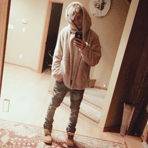 Meet your Posher, Andrew